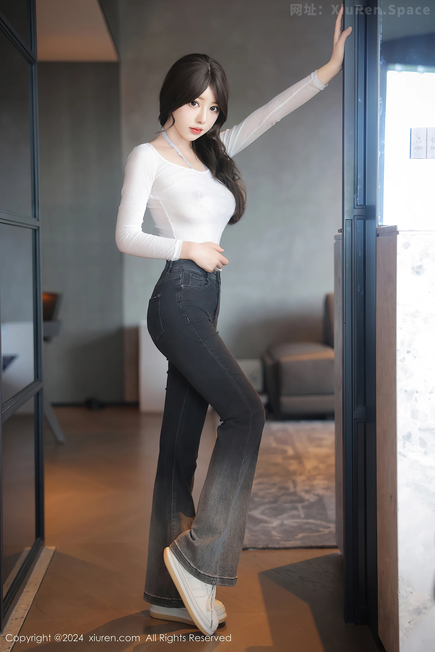 图片[3]-[XiuRen秀人网] VOL.9524 模特桃妖夭性感白T配牛仔裤露白色情趣内衣秀惹火身材诱惑写真89P-秀人网官方网站